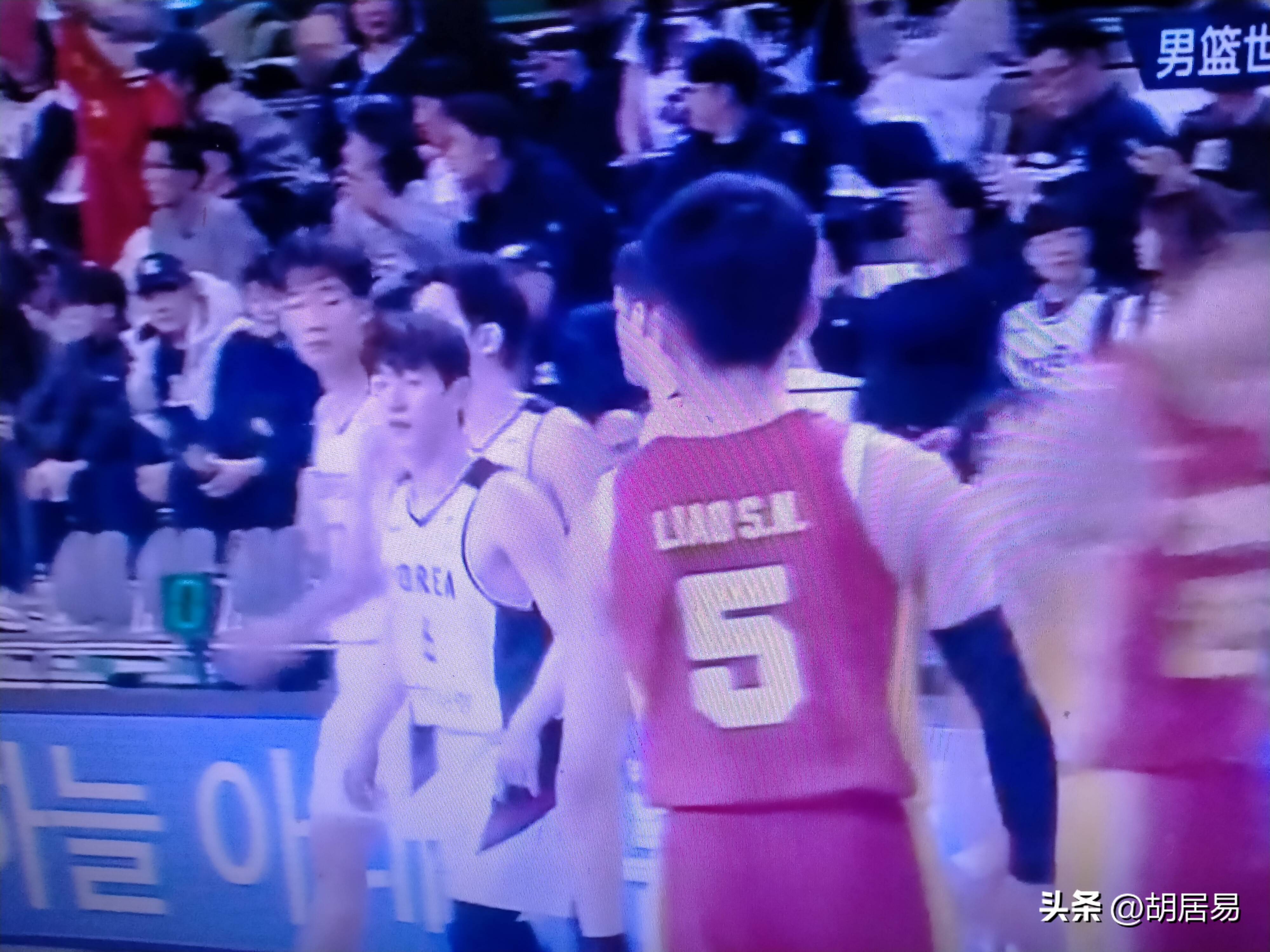 清晨深圳男篮调整名单以备亚冠；手感冰凉环节打磨；媒体盛赞；赛季目标并未改变的简单介绍